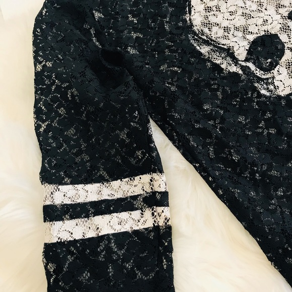 Express-Lace Skull Jersey - Picture 3 of 4